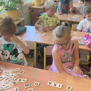 Skladame_pismenka.jpg